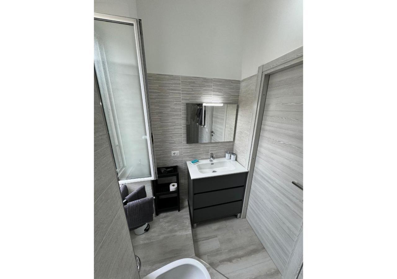 Interno 10 - Metro C Apartamento